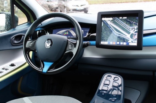 雷诺推出NEXT TWO无人驾驶车 随叫随到可按摩