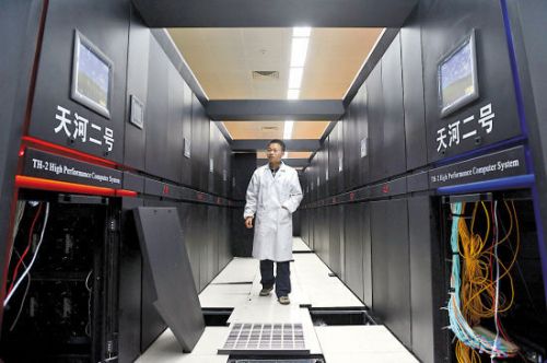 天河二号超级计算机（图：网易）