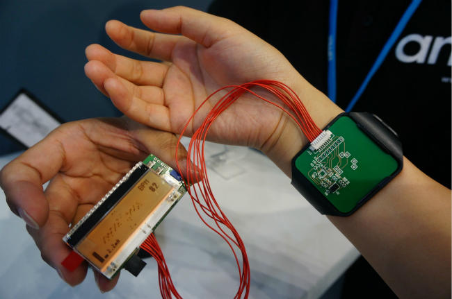 AMS心率传感器应用演示