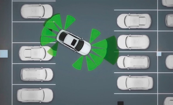 自动泊车算啥 福特将推自动驶出车位功能