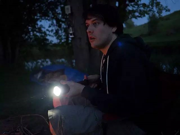 光子会变老吗？真相惊掉下巴